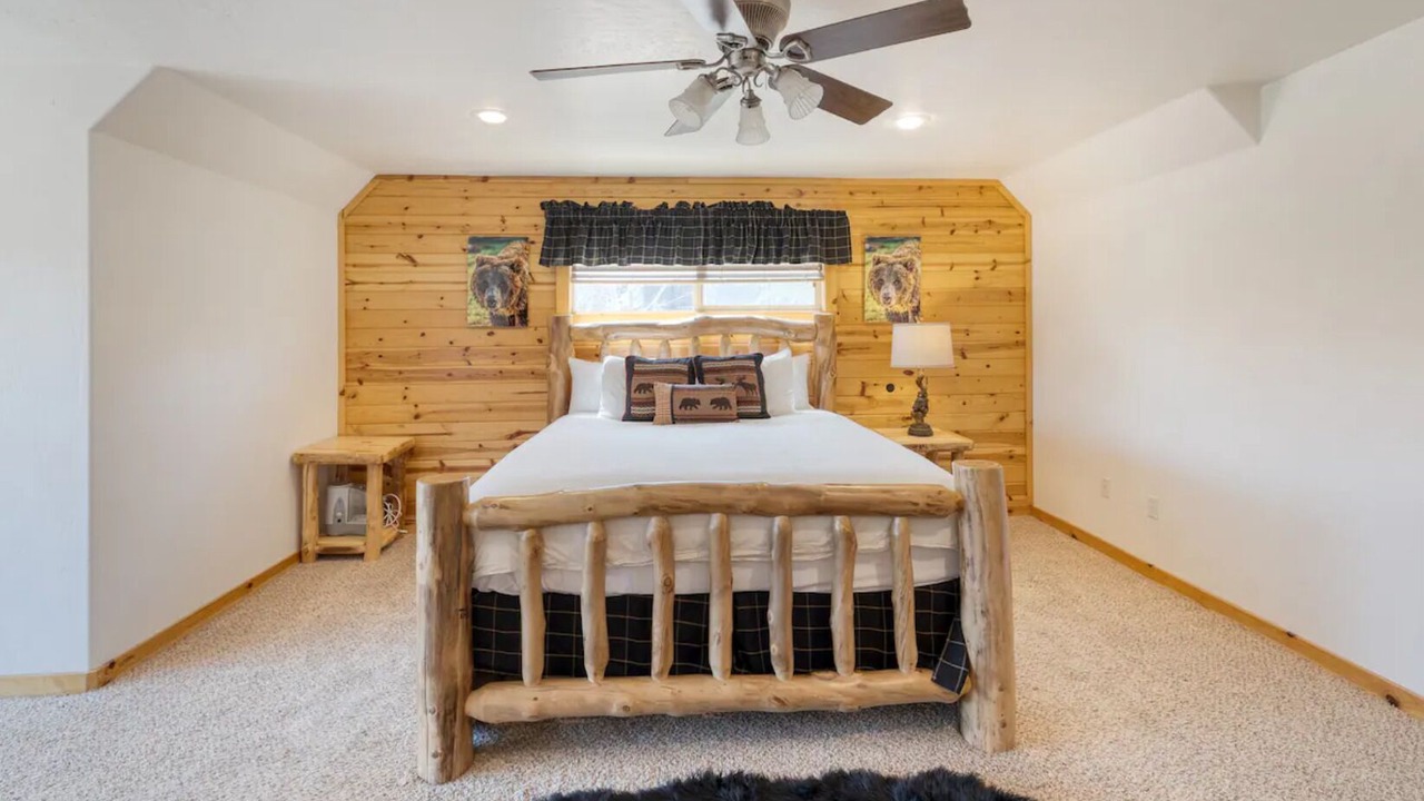 Photo of Bedroom in Castle Glen Estates