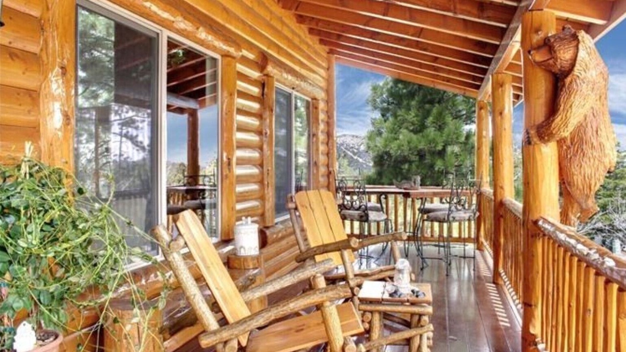 Photo of Outdoor in Castle Glen Estates