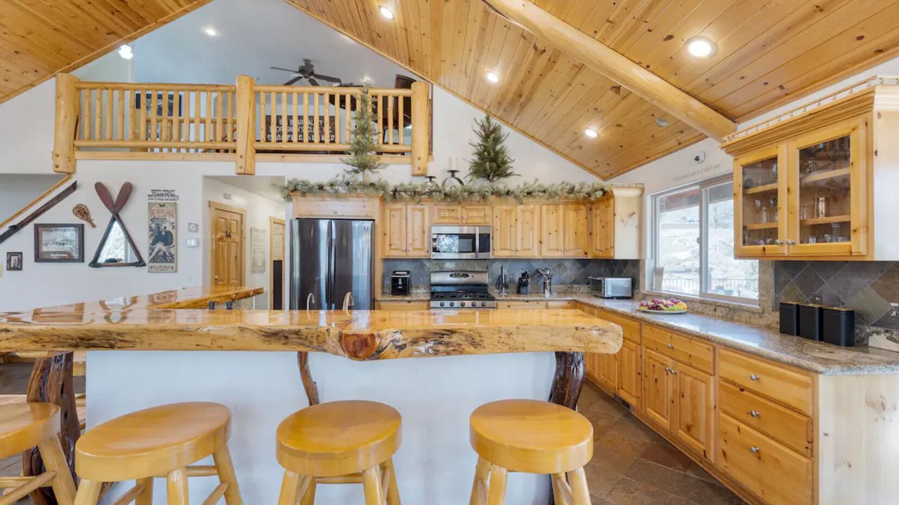 Photo of Kitchen in Castle Glen Estates
