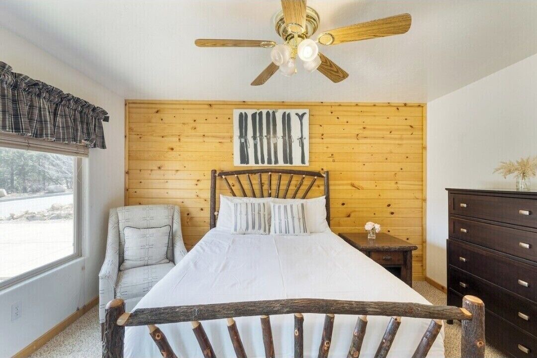 Photo of Bedroom in Castle Glen Estates