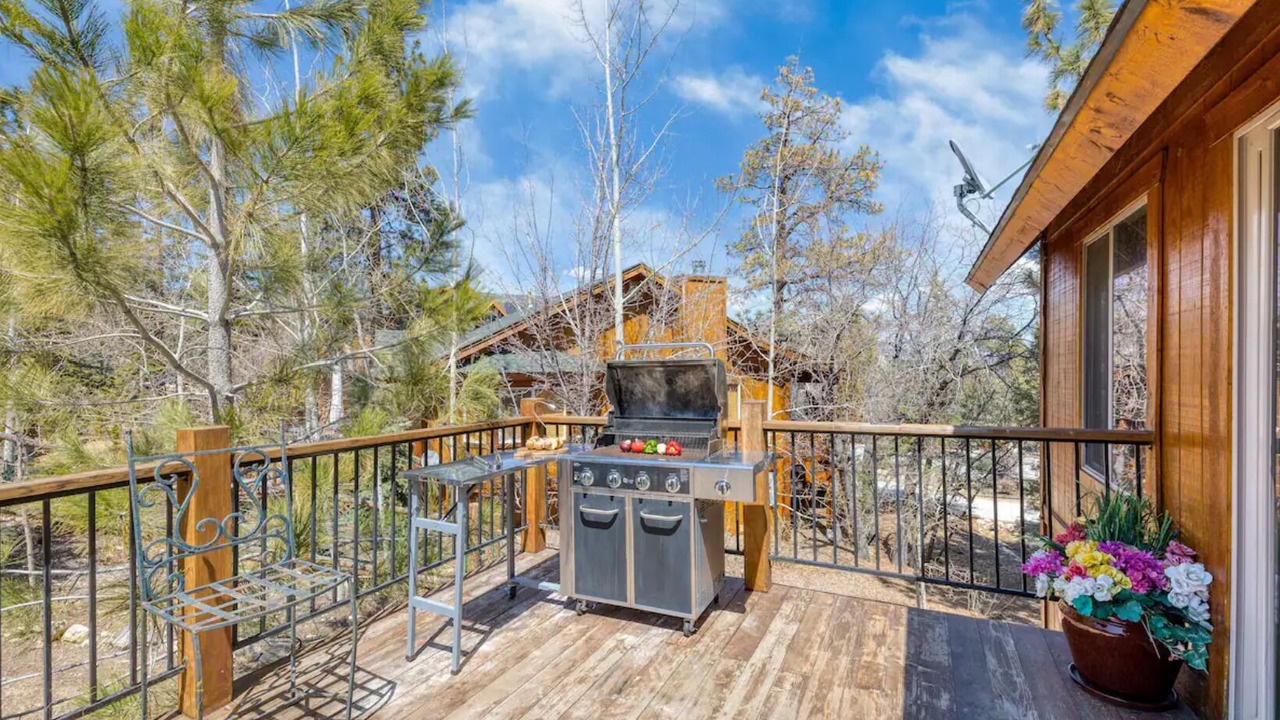Photo of Outdoor in Castle Glen Estates