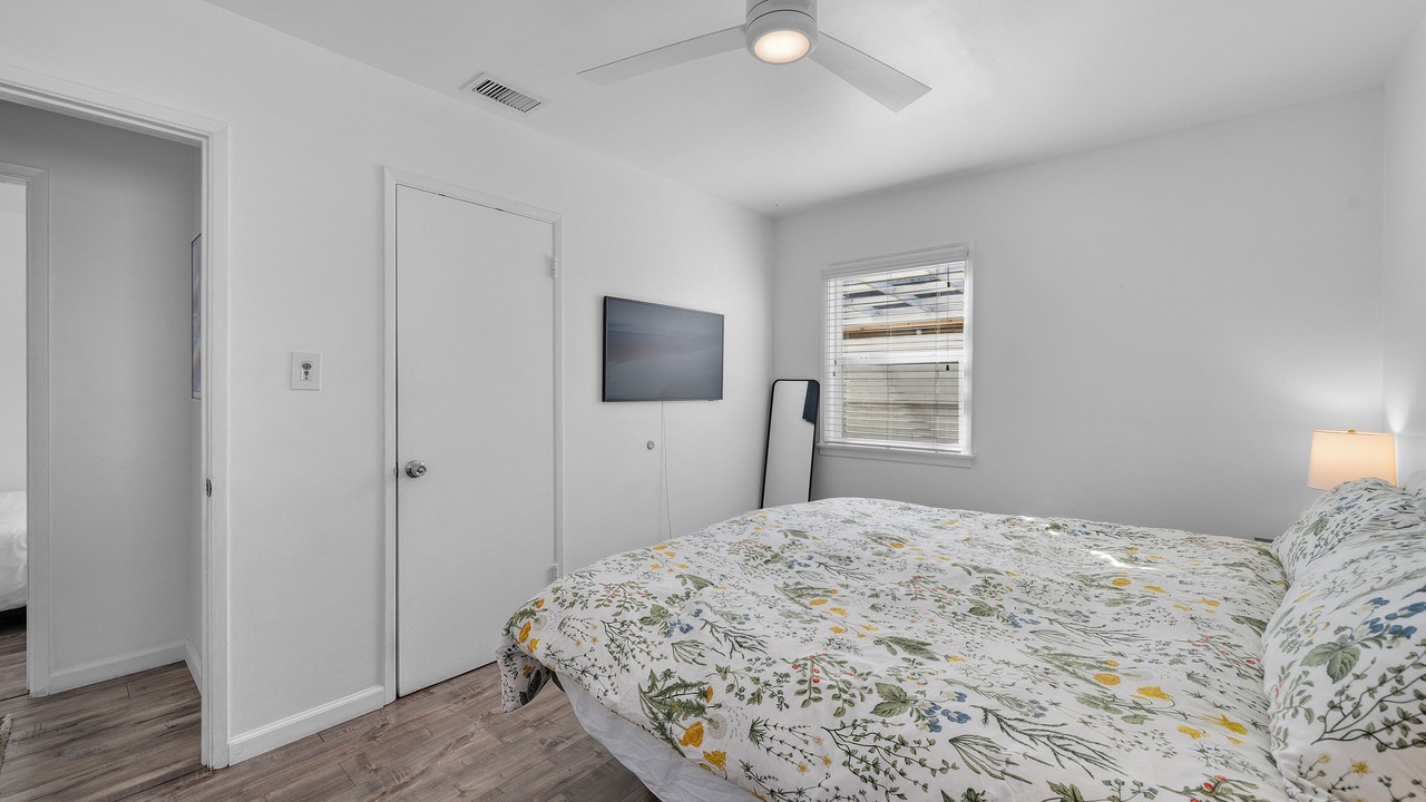 Photo of Bedroom in Hawthorne