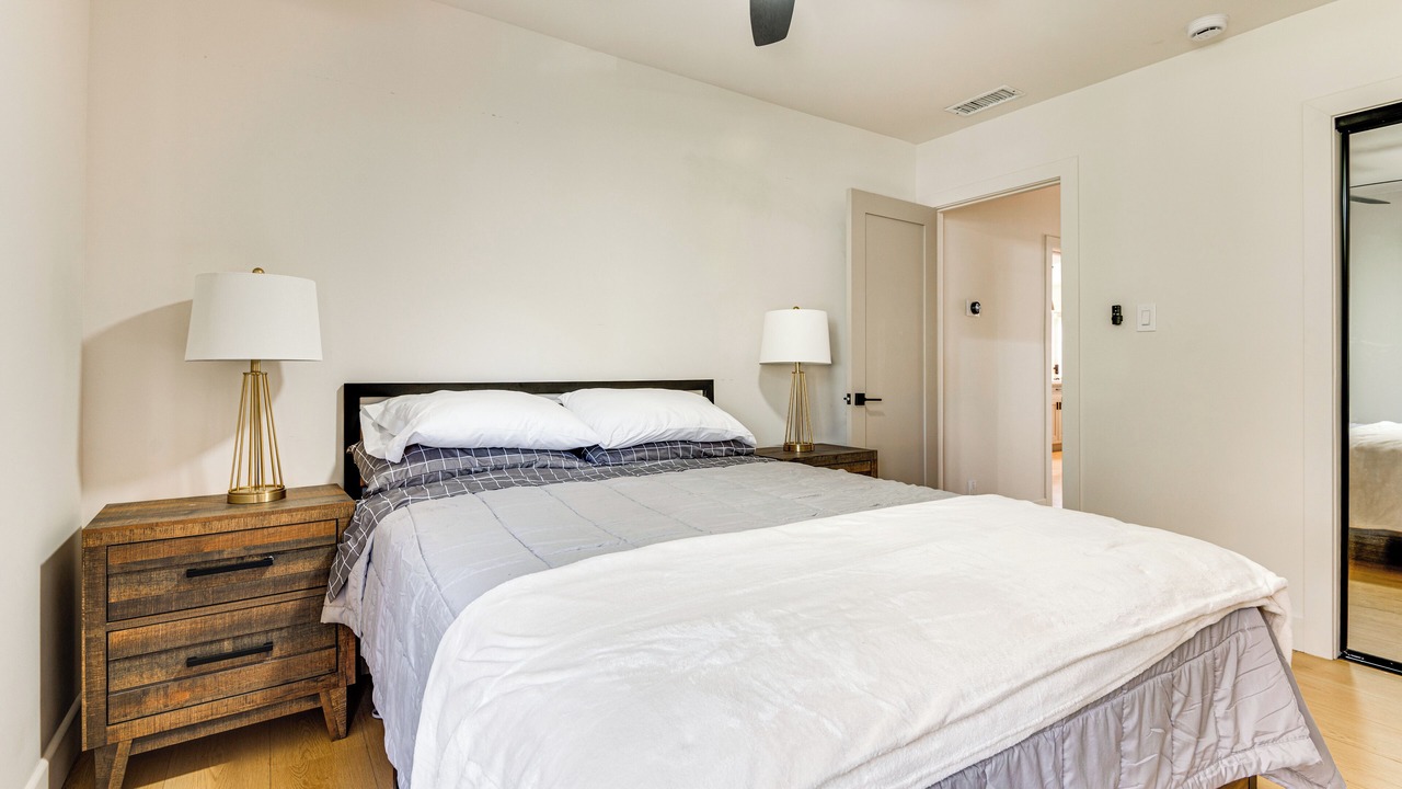 Photo of Bedroom in North Central