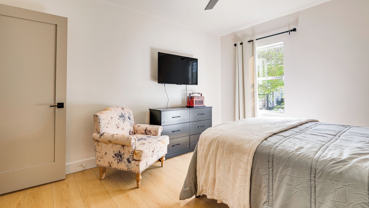 Photo of Bedroom in North Central