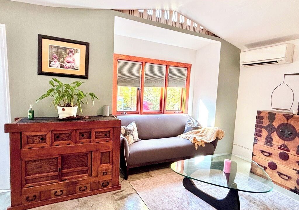 Photo of Livingroom in Bungalow Heaven