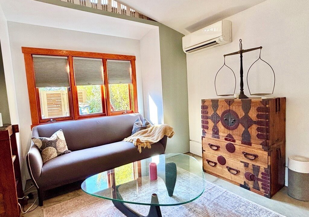 Photo of Livingroom in Bungalow Heaven