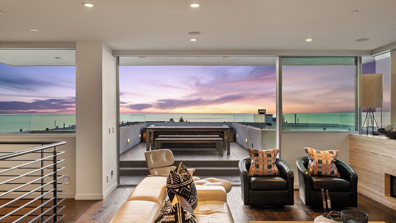 Photo of Livingroom in Sand Section