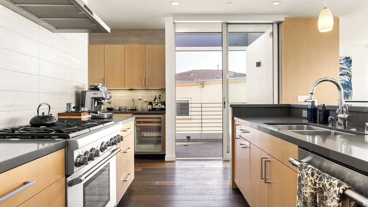 Photo of Kitchen in Sand Section