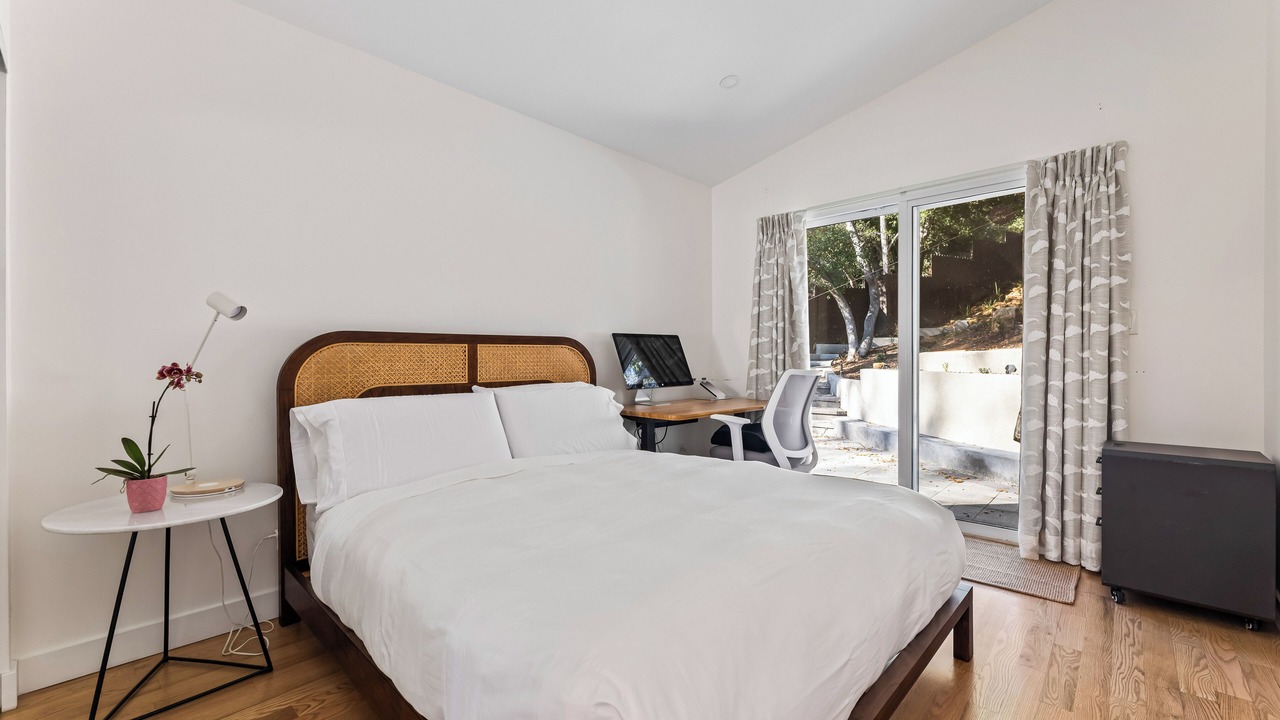 Photo of Bedroom in Los Angeles