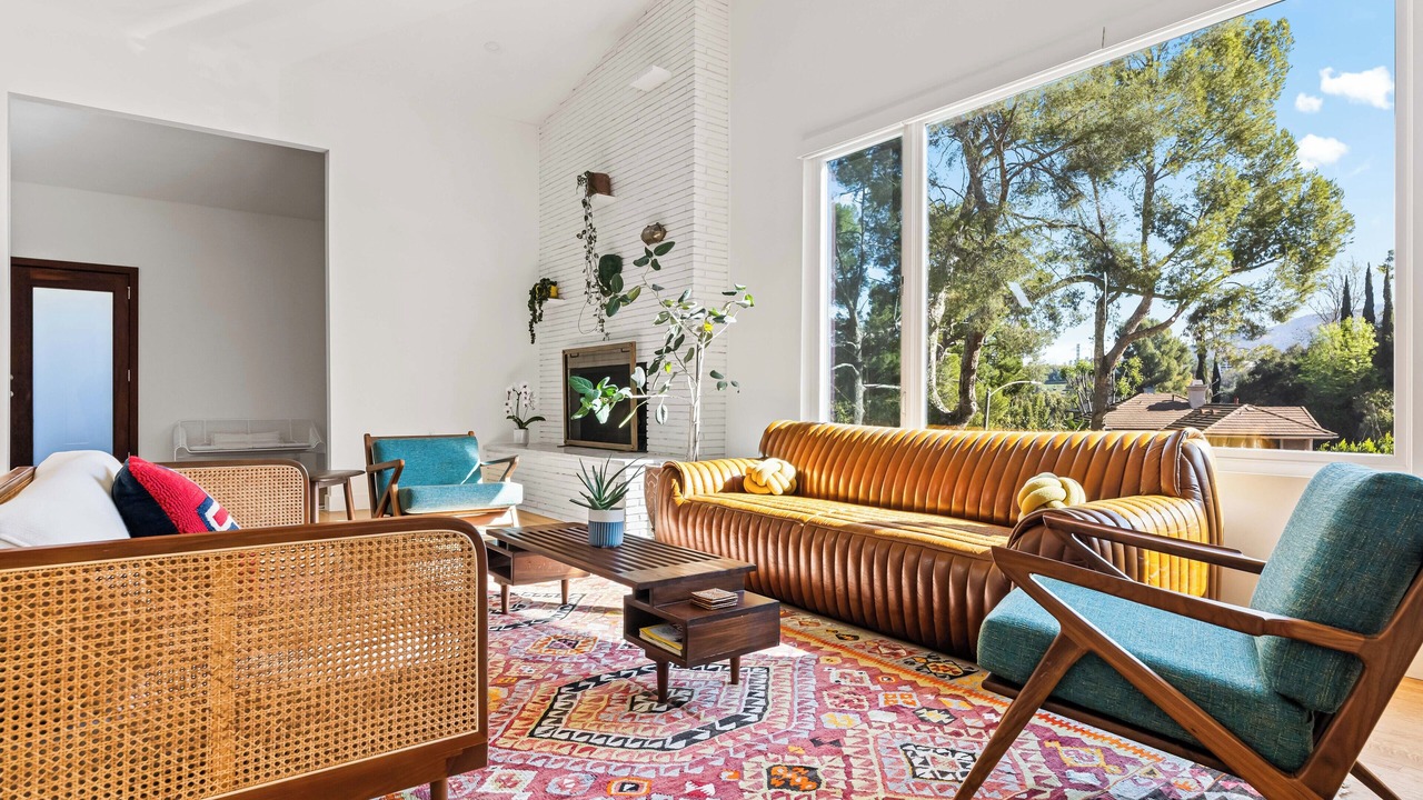 Photo of Livingroom in Los Angeles