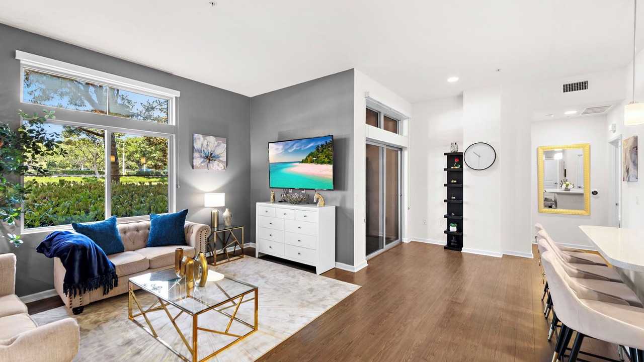 Photo of Livingroom in North Tustin