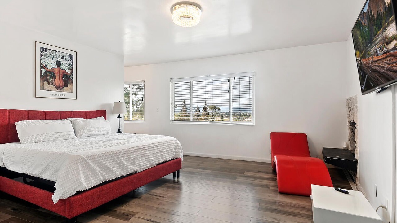Photo of Bedroom in Sherman Oaks
