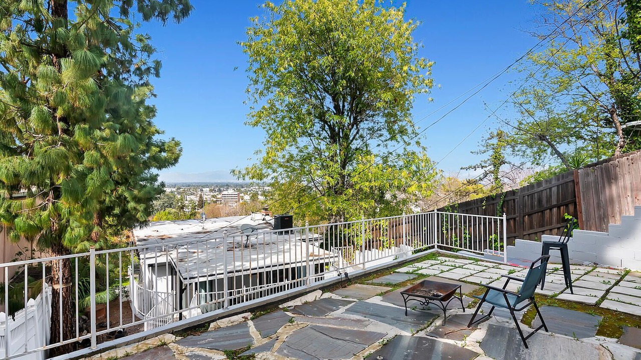 Photo of Patio Balcony in Sherman Oaks