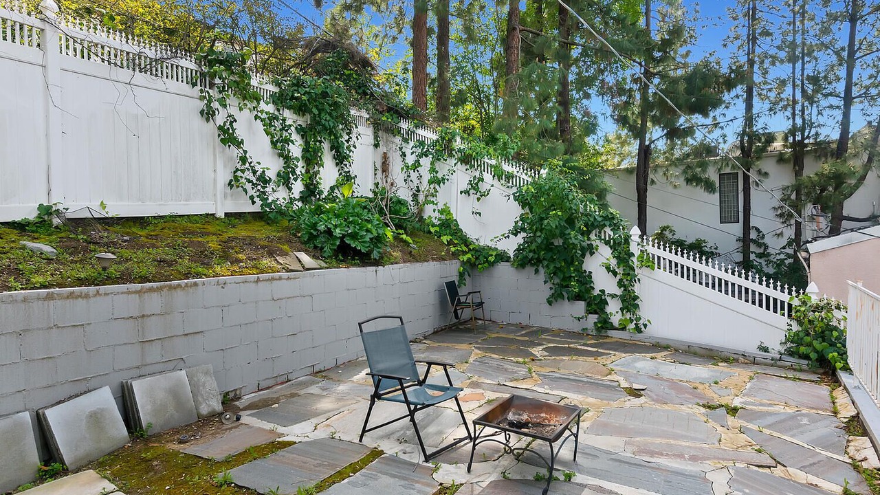Photo of Patio Balcony in Sherman Oaks