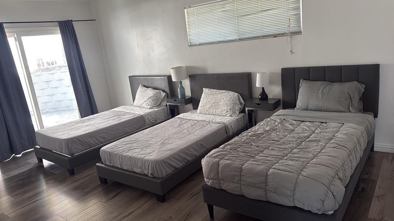 Photo of Bedroom in Sherman Oaks