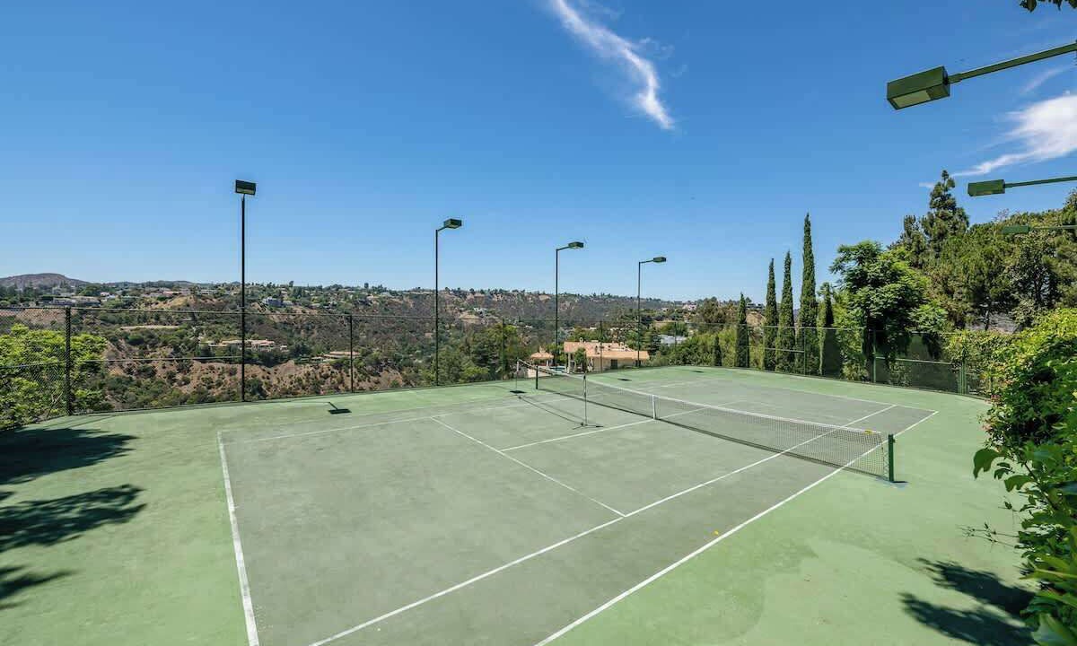 Photo of Others in Bel Air