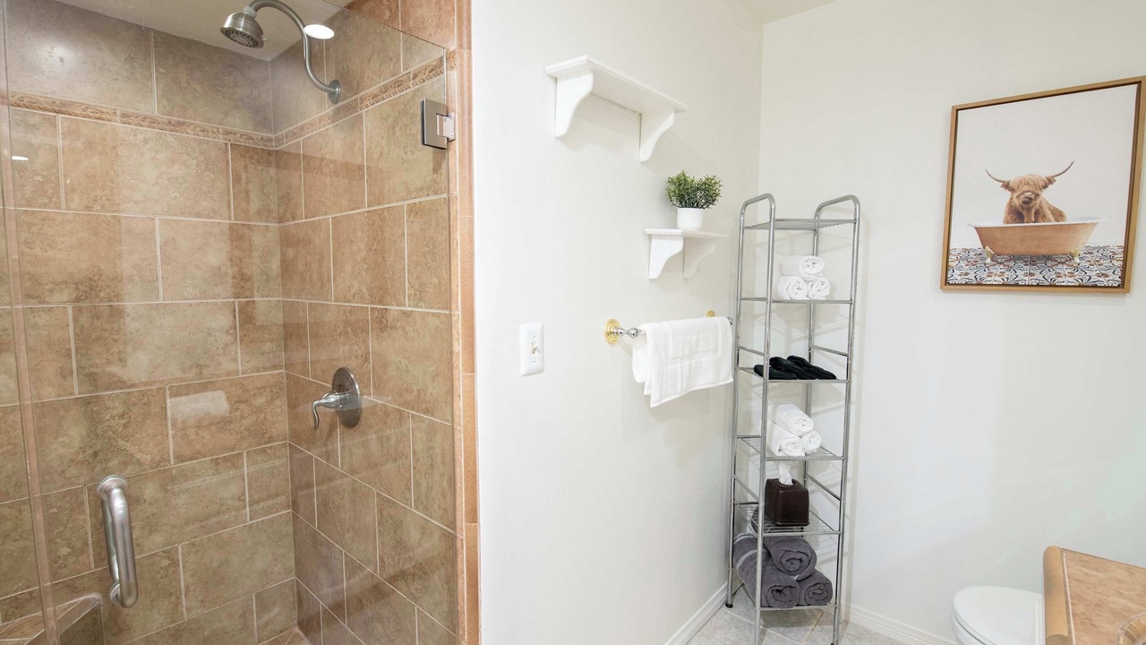 Photo of Bathroom in Lake Balboa
