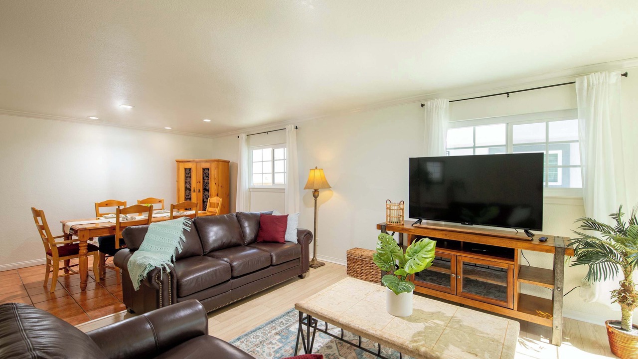 Photo of Livingroom in Lake Balboa