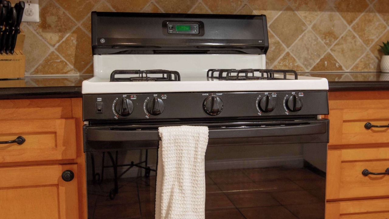 Photo of Kitchen in Lake Balboa