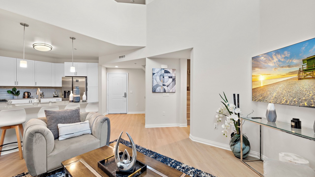 Photo of Livingroom in Tustin