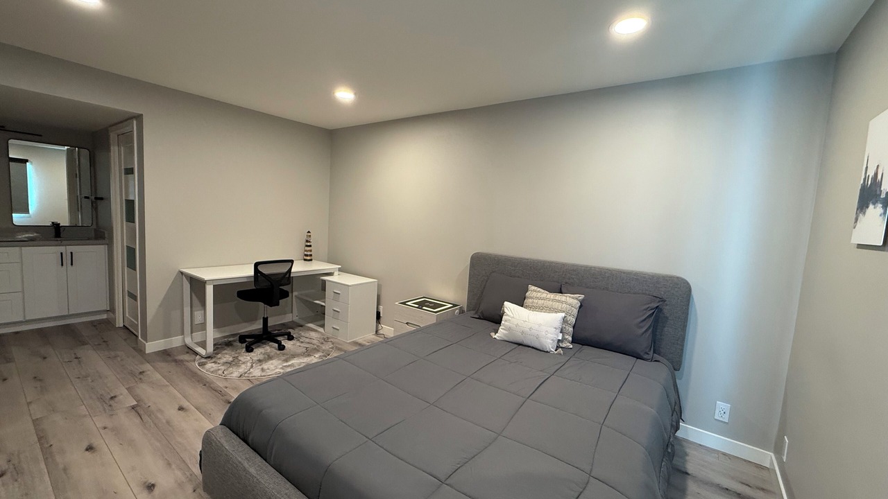 Photo of Bedroom in Duarte
