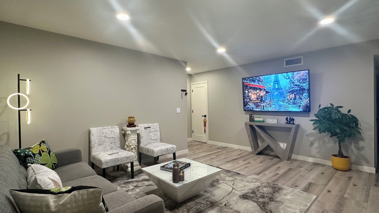 Photo of Livingroom in Duarte