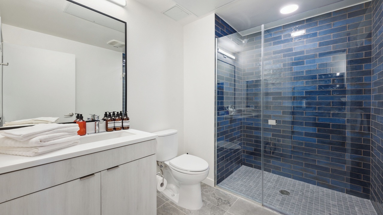 Photo of Bathroom in Beverly Grove