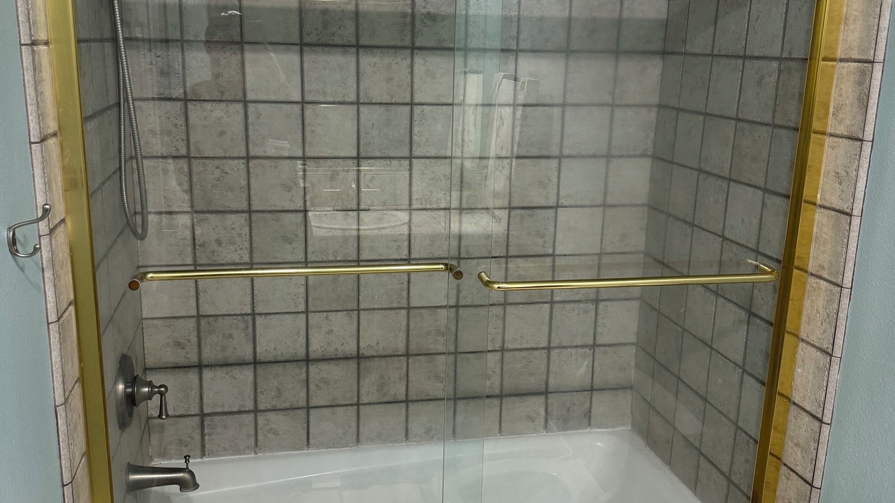 Photo of Bathroom in Lakewood Village