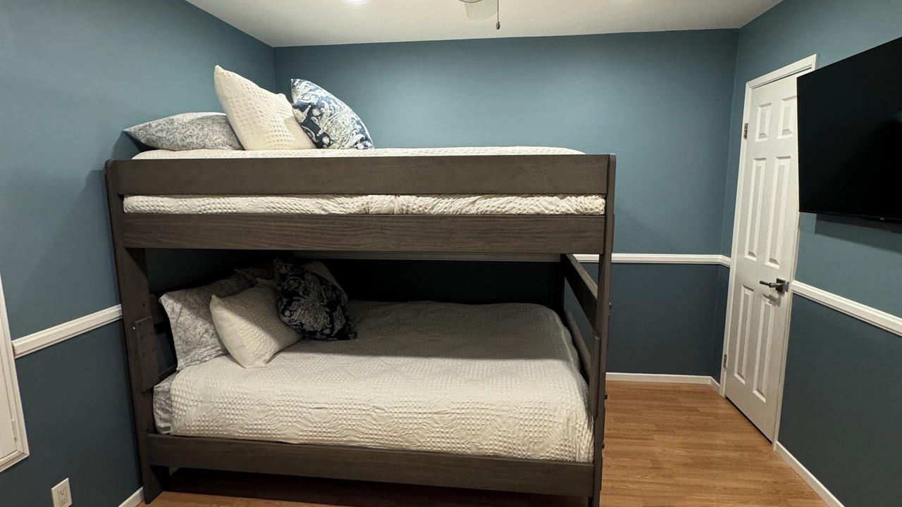Photo of Bedroom in Lakewood Village