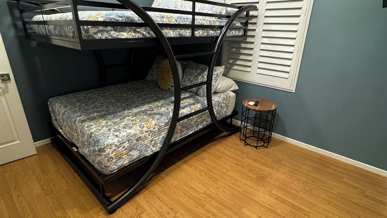 Photo of Bedroom in Lakewood Village