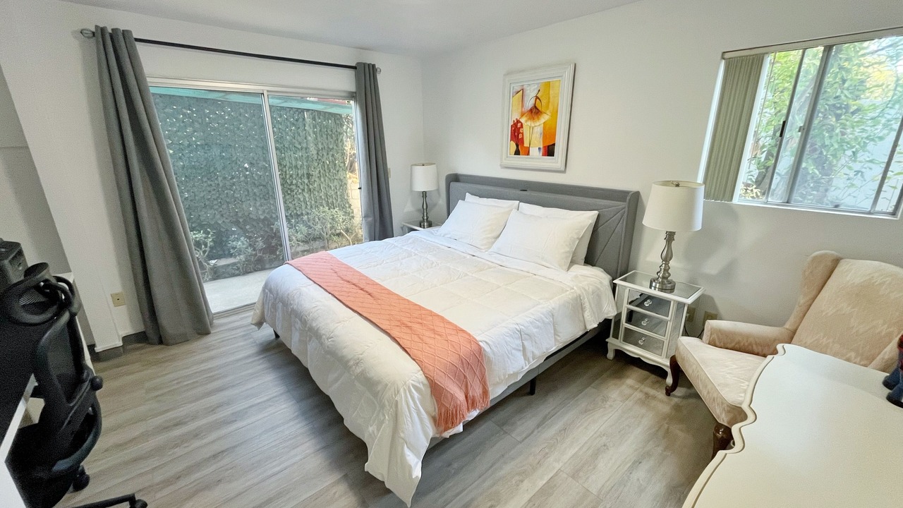 Photo of Bedroom in East Whittier