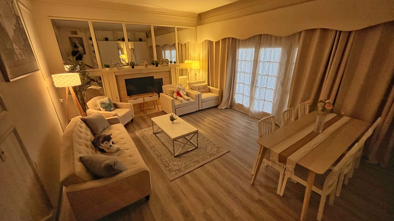Photo of Livingroom in East Whittier