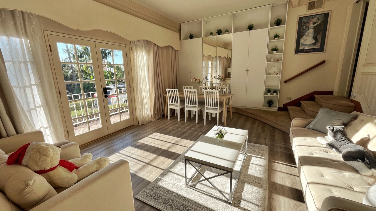 Photo of Livingroom in East Whittier