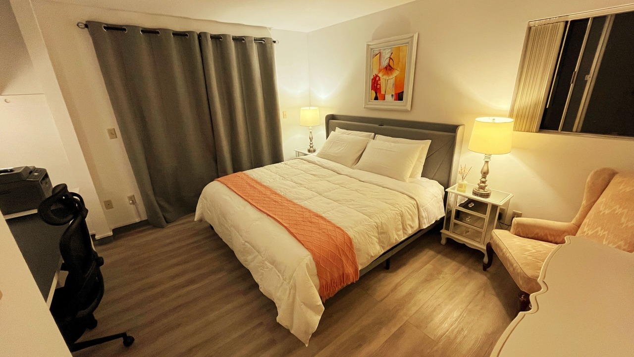 Photo of Bedroom in East Whittier