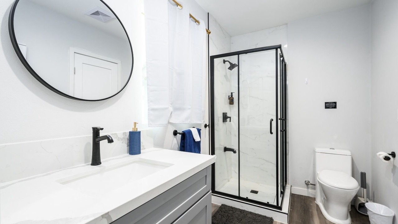 Photo of Bathroom in Riverview West