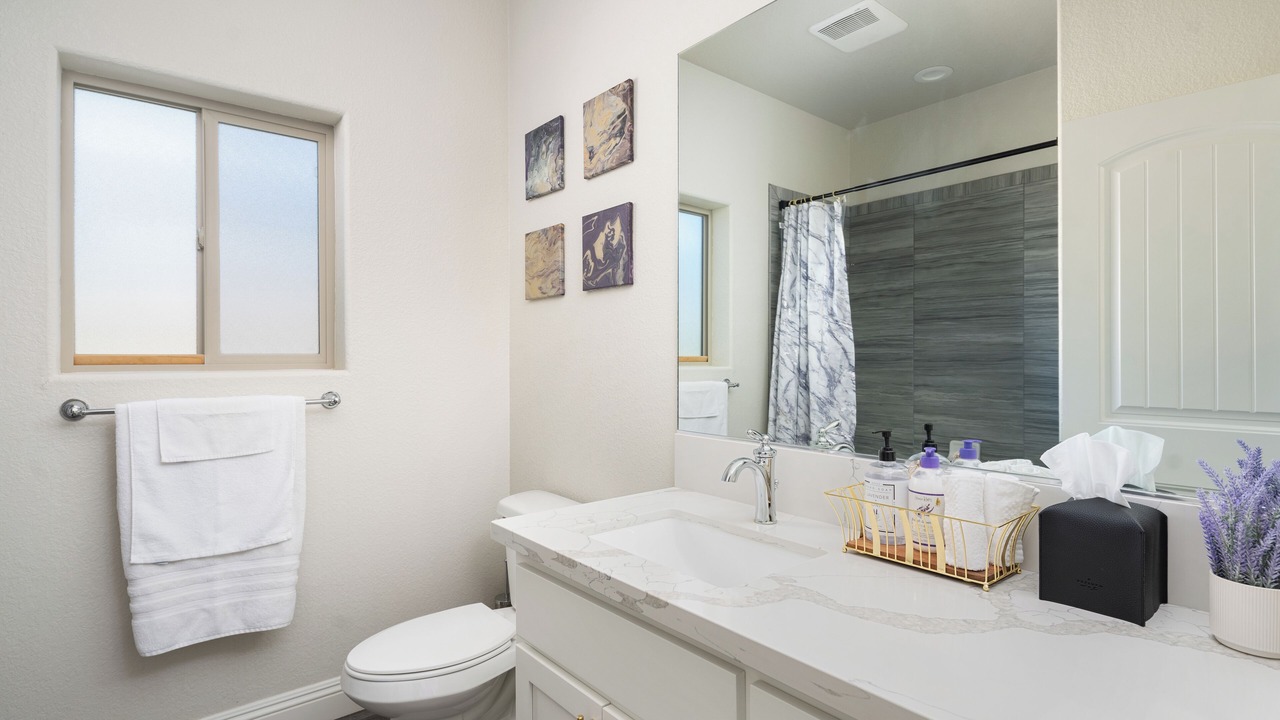 Photo of Bathroom in Ridgecrest
