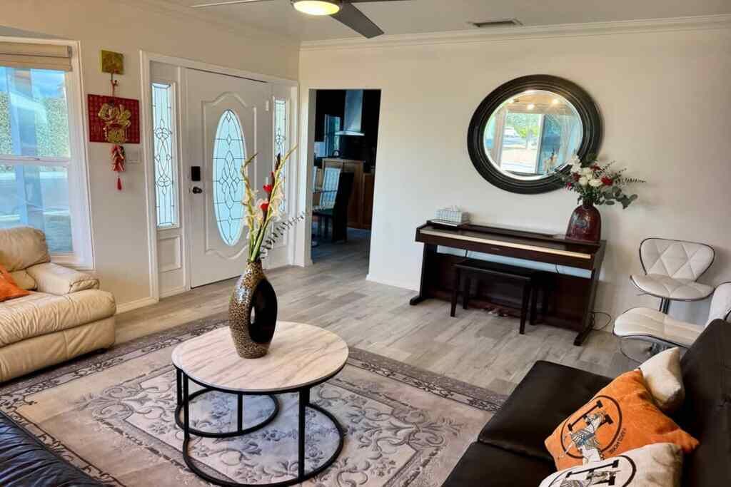 Photo of Livingroom in Monterey Park