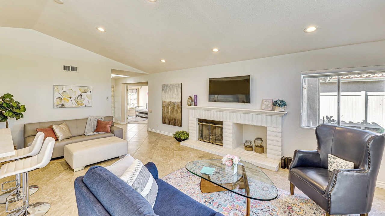 Photo of Livingroom in Menifee