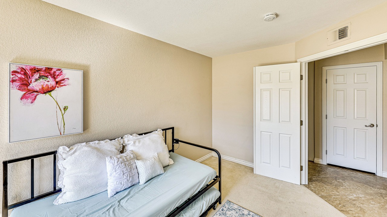 Photo of Bedroom in Menifee