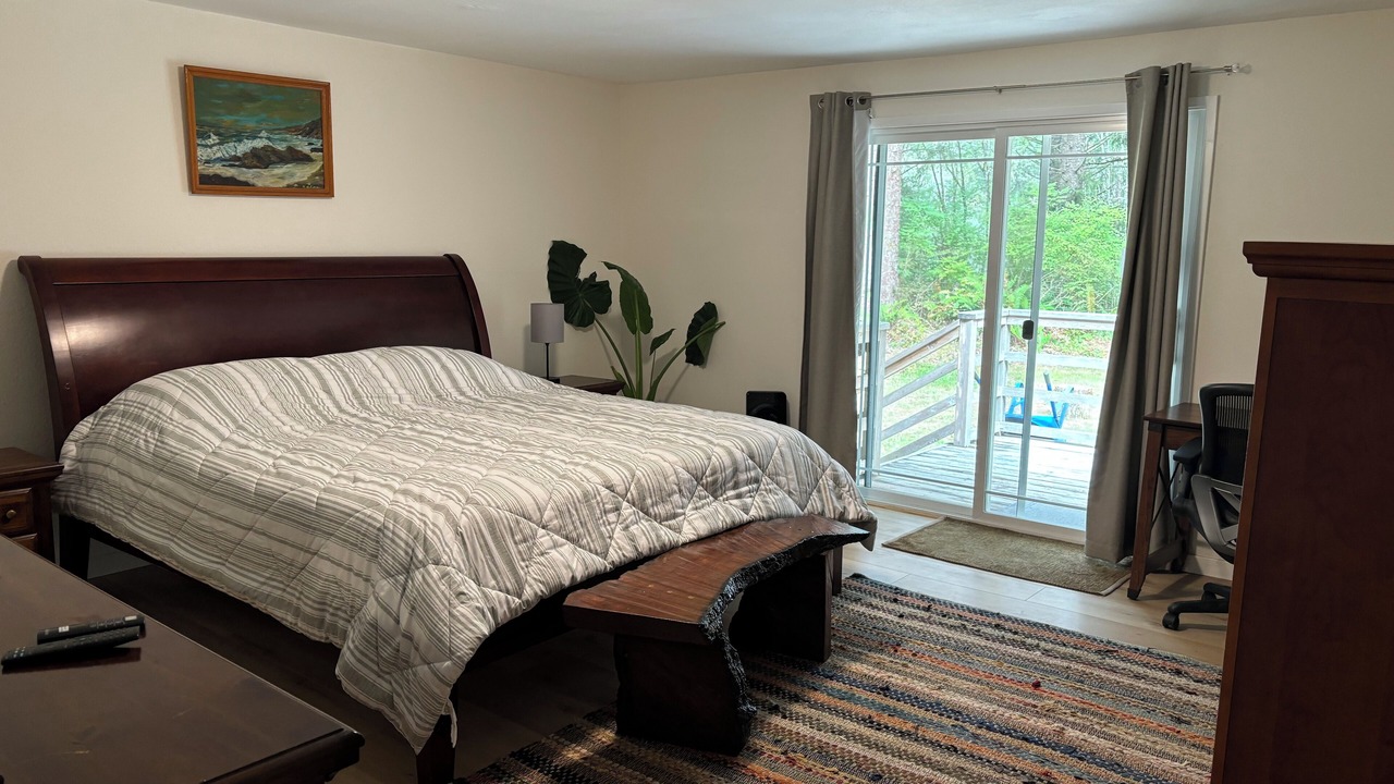Photo of Bedroom in McKinleyville