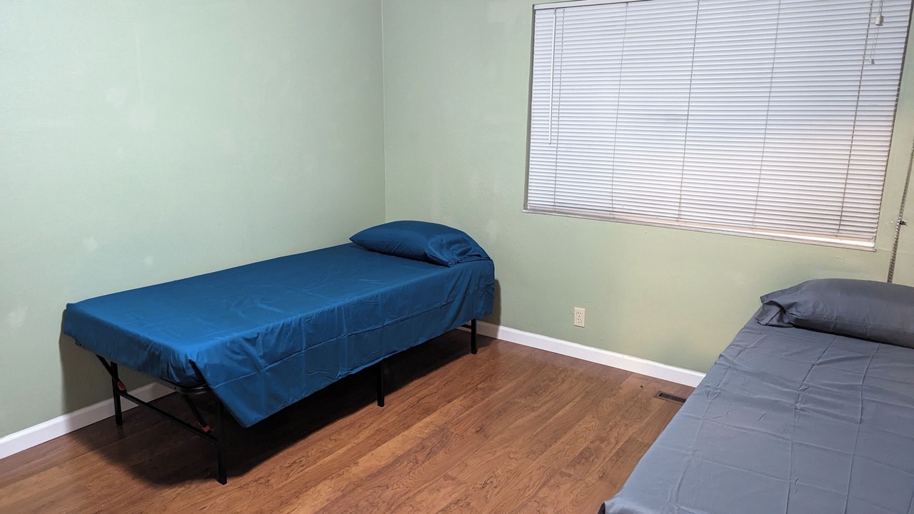 Photo of Bedroom in Oakland