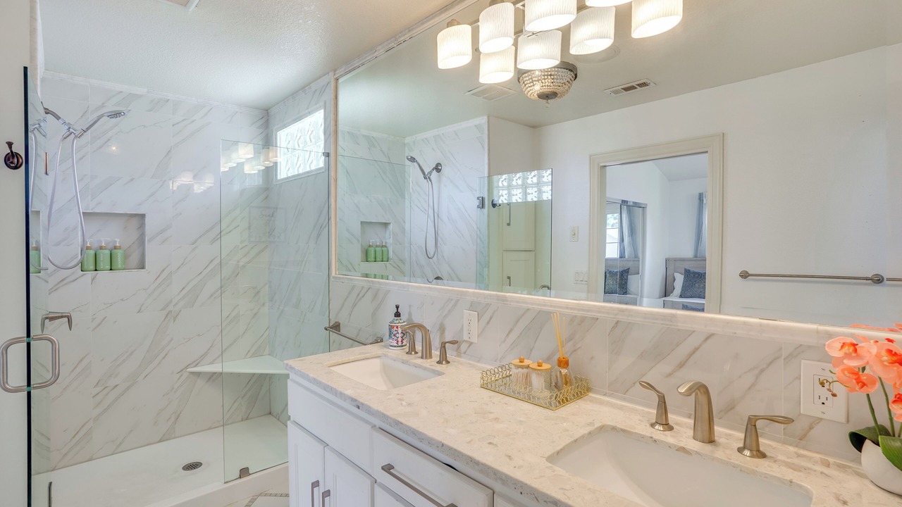 Photo of Bathroom in Henninger Park