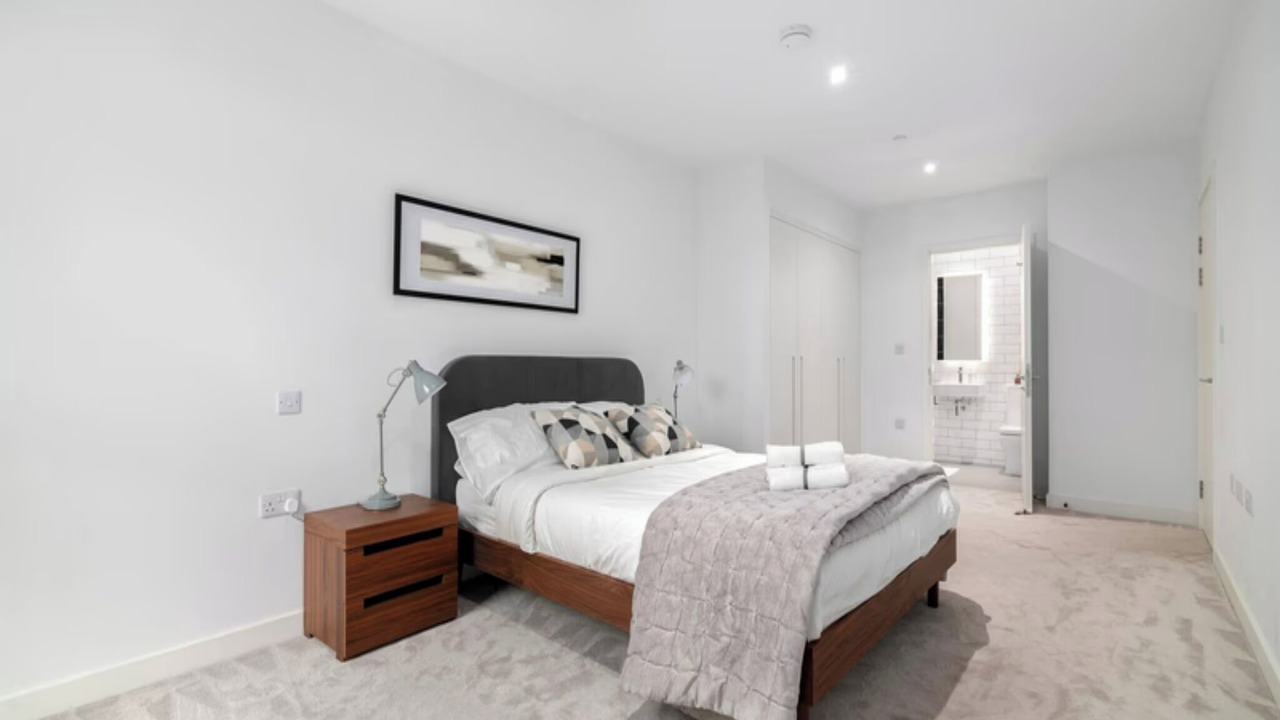 Photo of Bedroom in Royal Docks