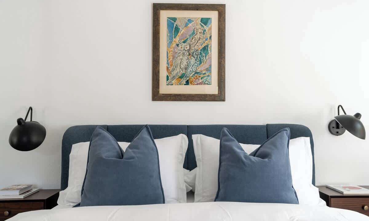 Photo of Bedroom in Beachwood Canyon