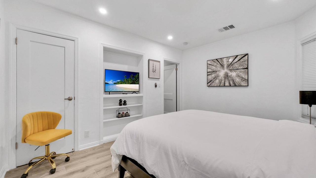 Photo of Bedroom in North Central