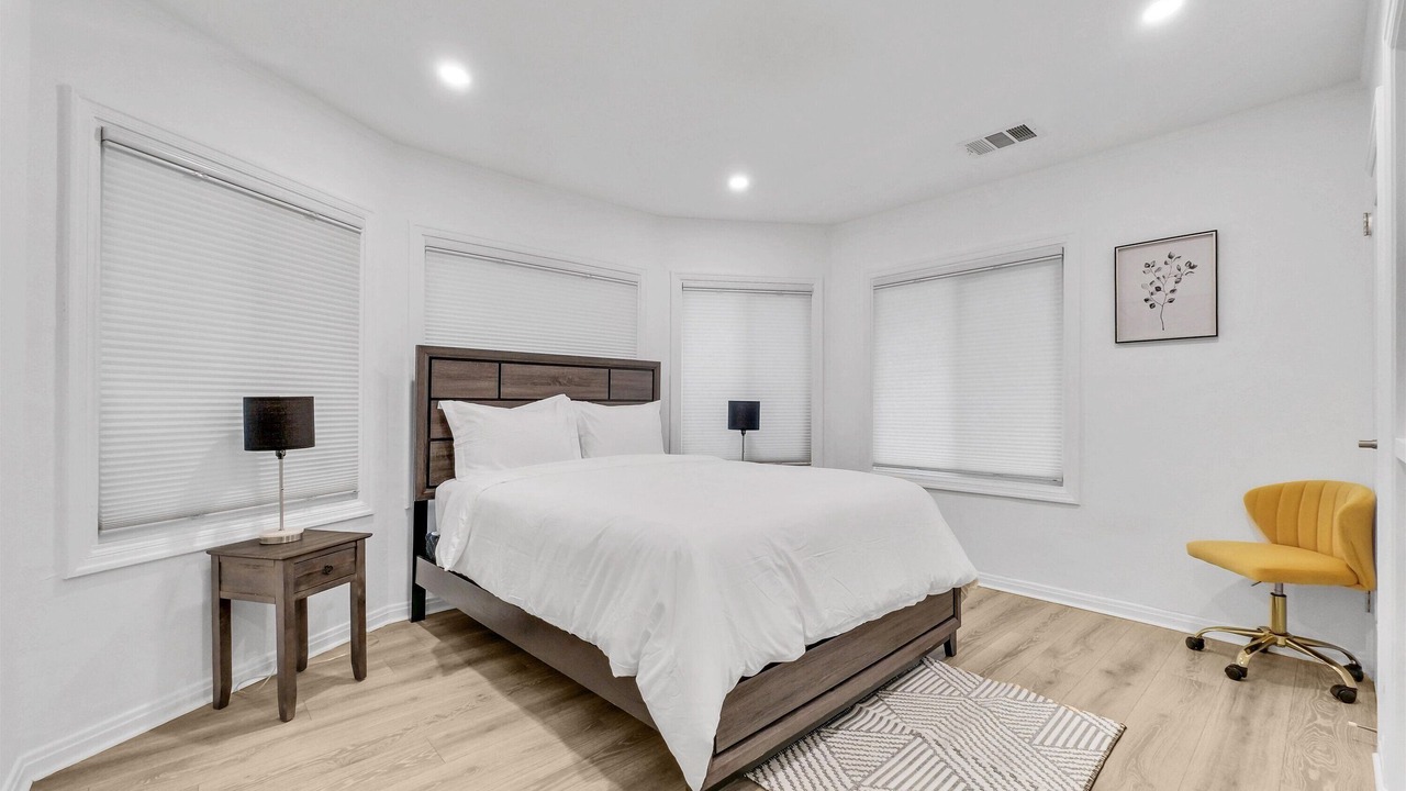 Photo of Bedroom in North Central