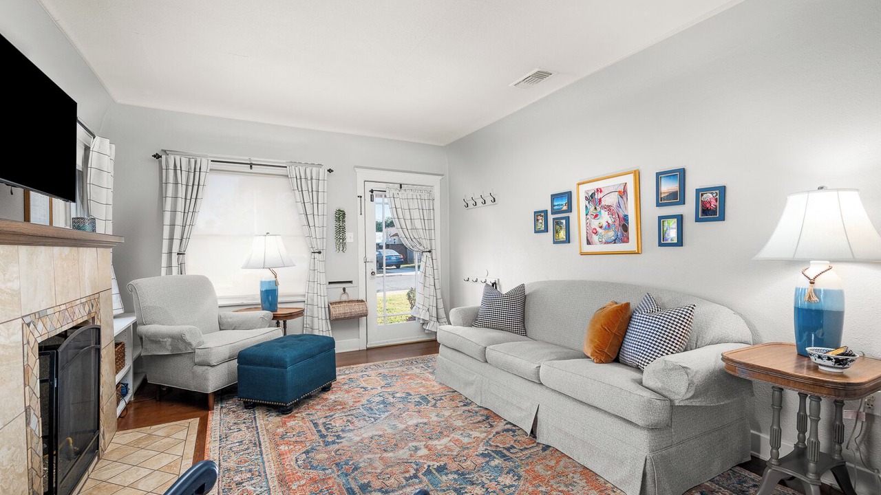 Photo of Livingroom in South Redlands