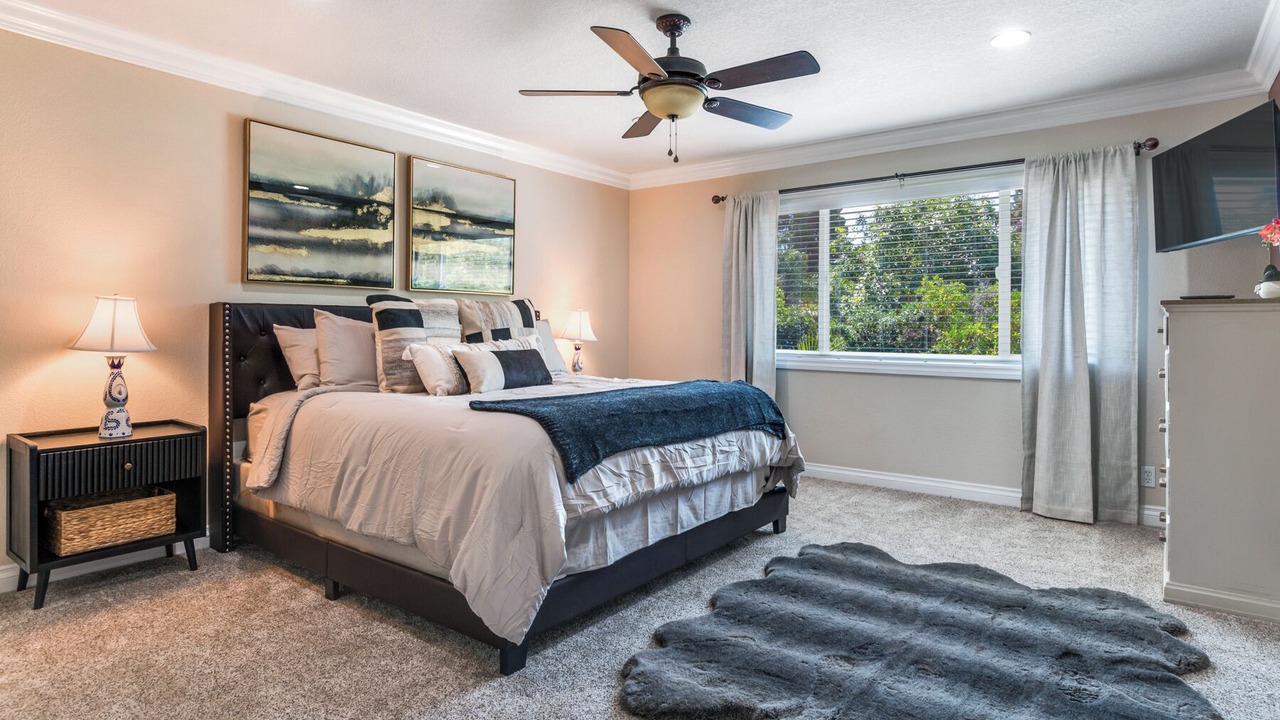 Photo of Bedroom in La Mirada