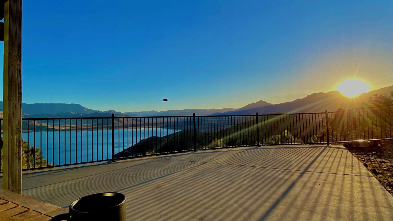 Photo of Patio Balcony in Lake Isabella