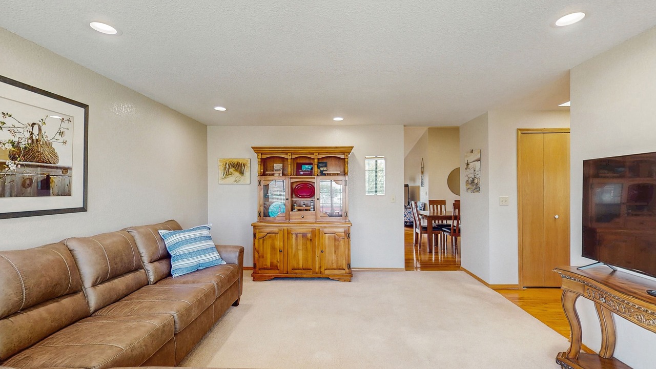 Photo of Livingroom in Pacific